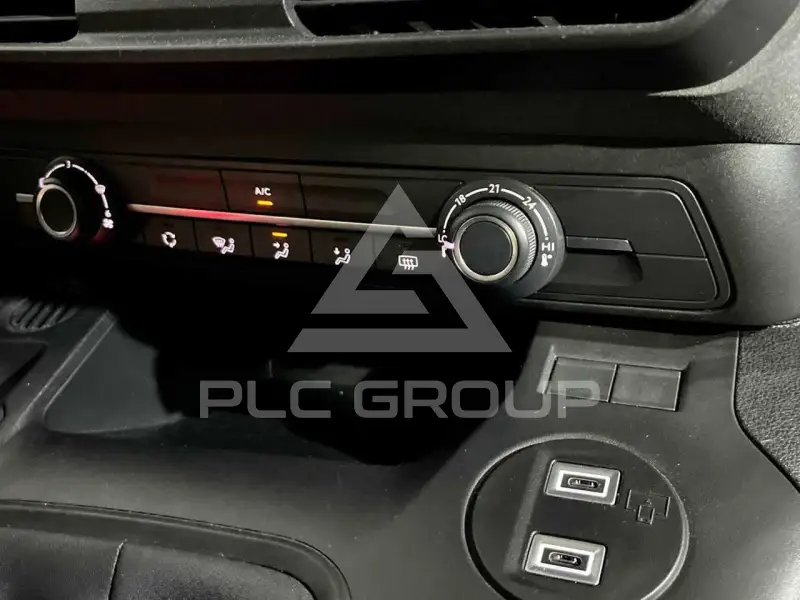 2025 Peugeot Rifter