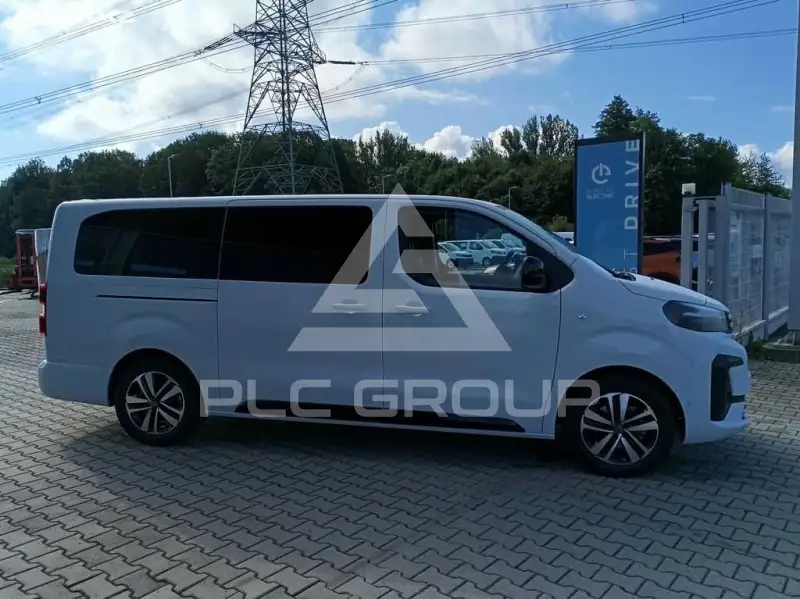 2025 Peugeot Traveller