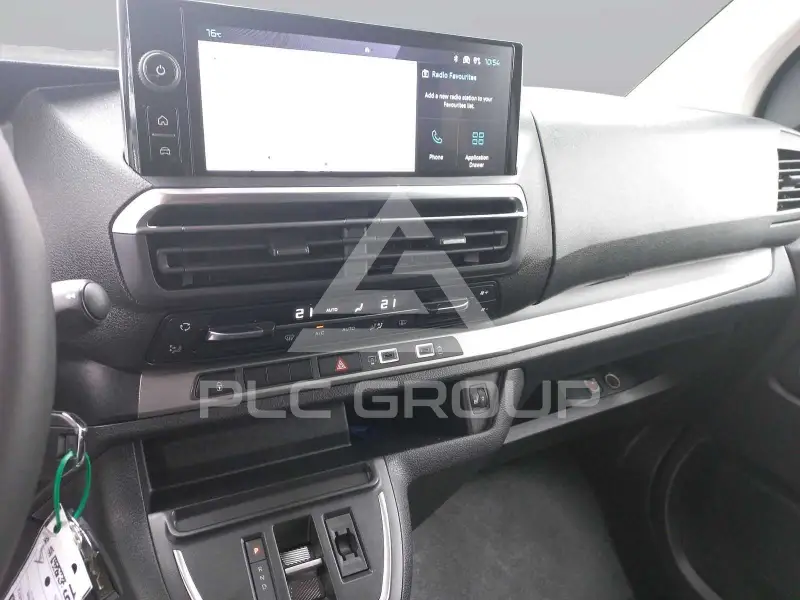2025 Peugeot Traveller