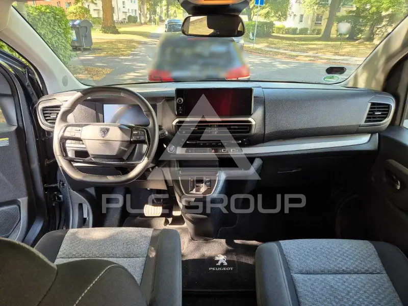2025 Peugeot Traveller