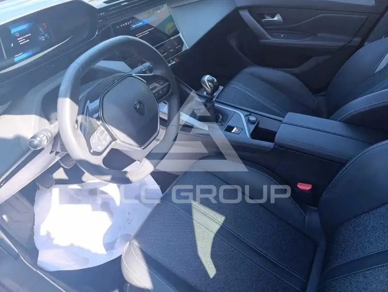 2025 Peugeot 308