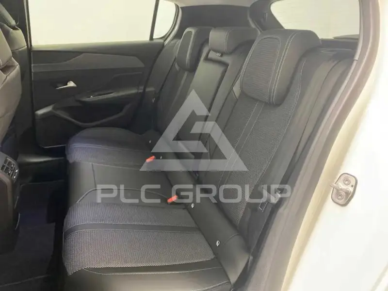 2025 Peugeot 308