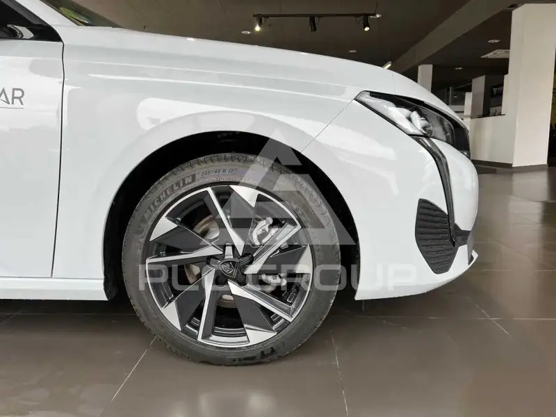 2025 Peugeot 308