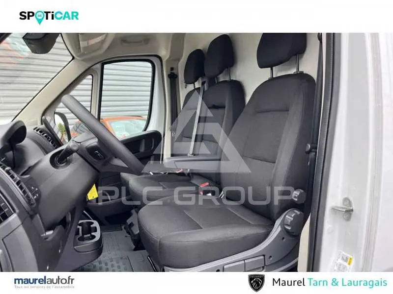 2025 Peugeot Boxer
