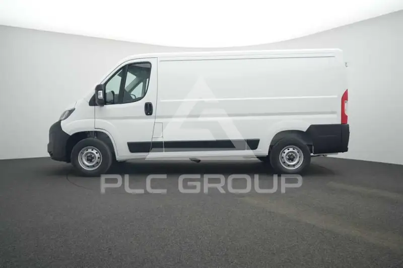 2025 Peugeot Boxer