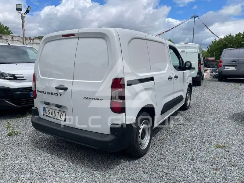 2025 Peugeot Partner