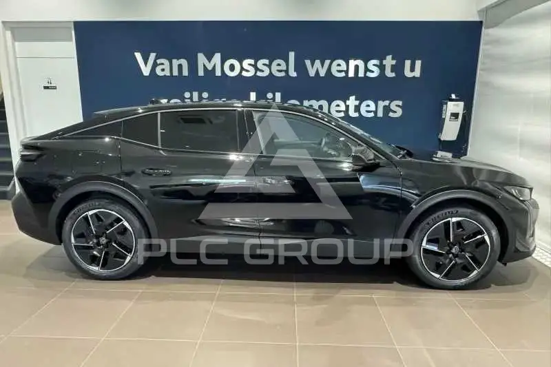 2025 Peugeot 408