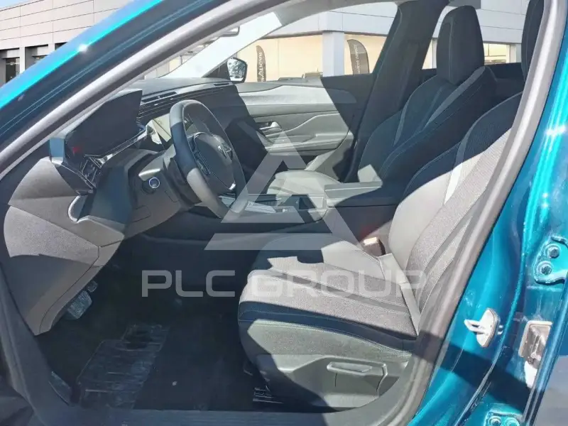 2025 Peugeot 408