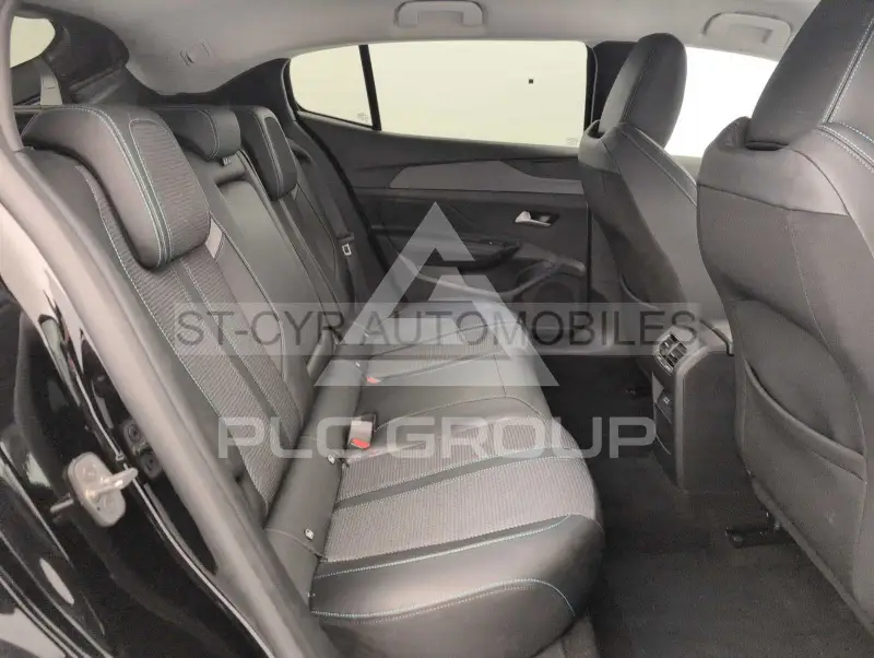 2025 Peugeot 408