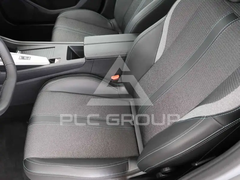 2025 Peugeot 408