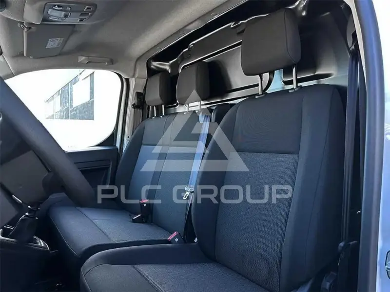2025 Peugeot Expert