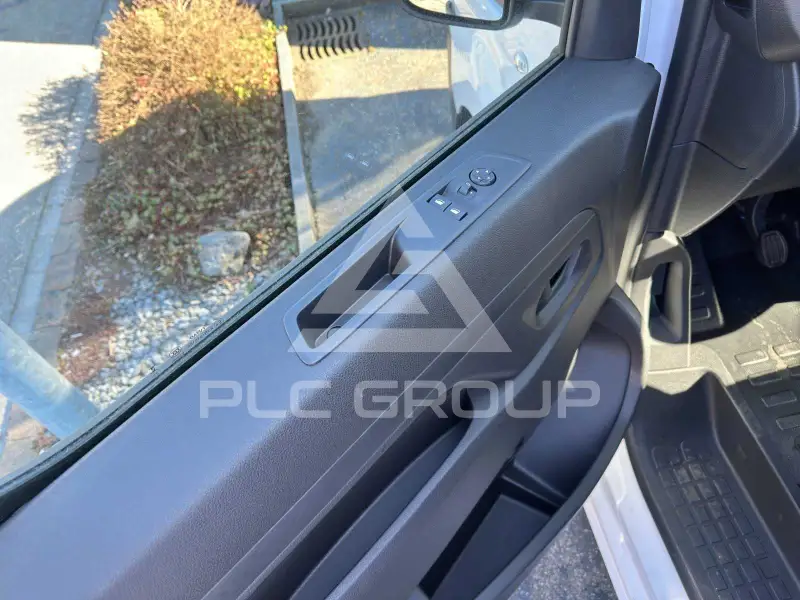 2025 Peugeot Expert