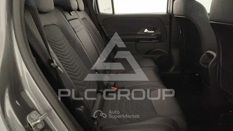 2025 Mercedes Benz Glb