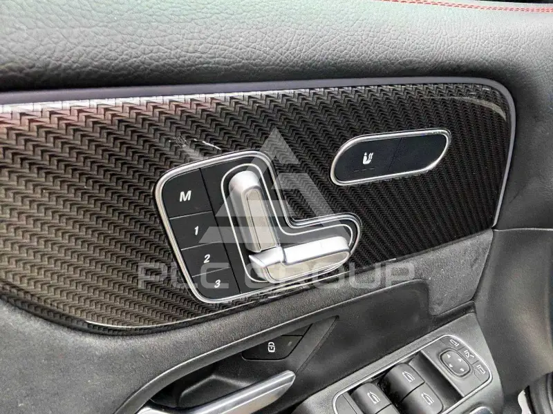 2025 Mercedes Benz Glb