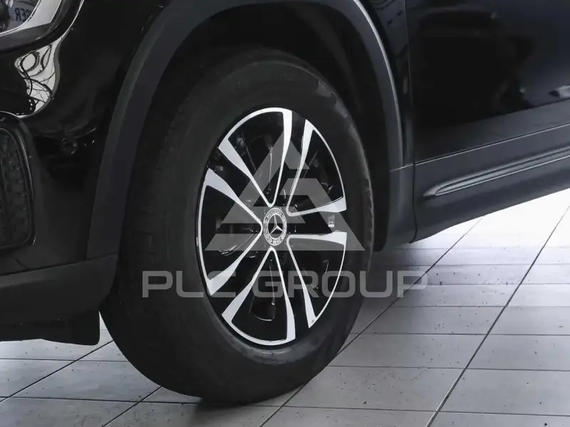 2025 Mercedes Benz Glb