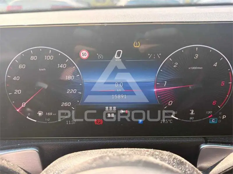 2025 Mercedes Benz Glb