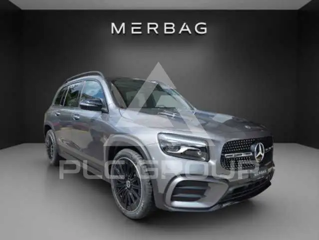 2025 Mercedes Benz Glb