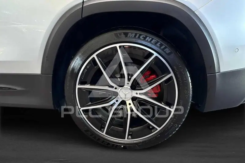 2025 Mercedes Benz Glb