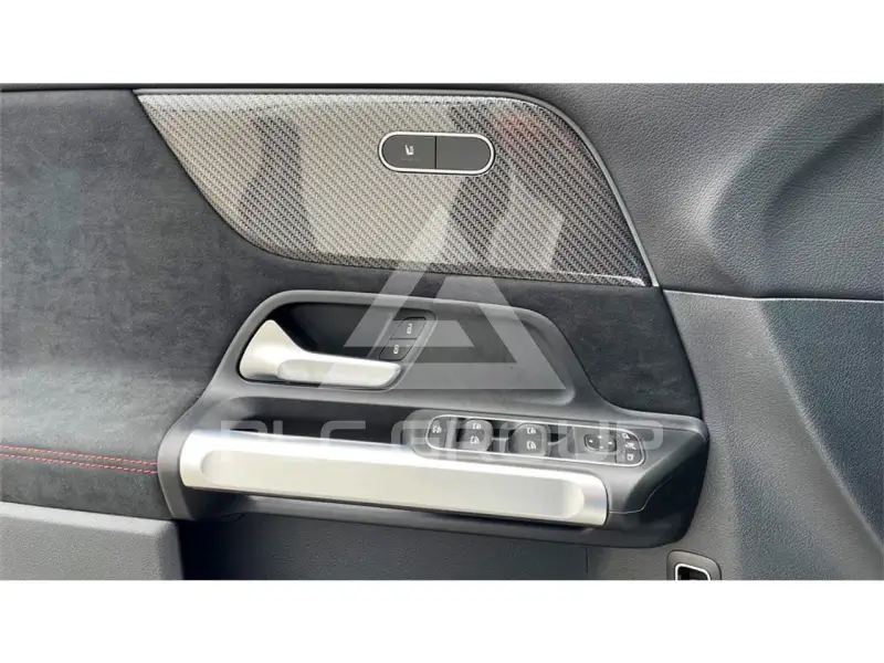 2025 Mercedes Benz Glb