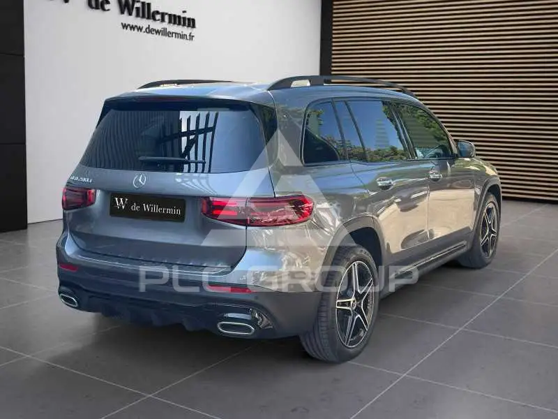 2025 Mercedes Benz Glb