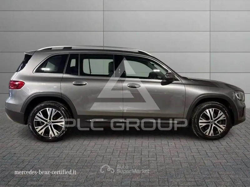 2025 Mercedes Benz Glb