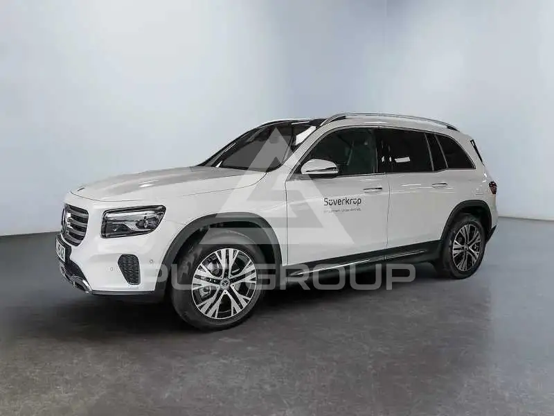 2025 Mercedes Benz Glb