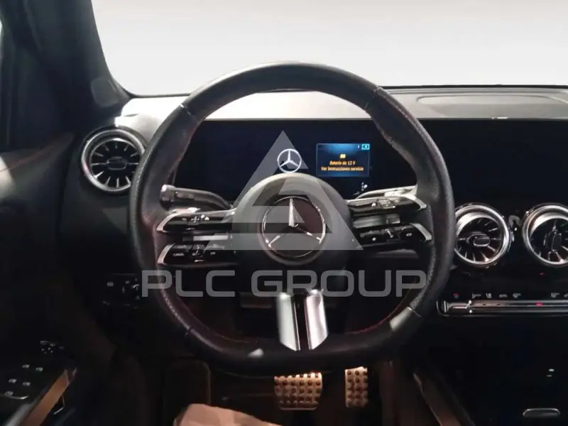 2025 Mercedes Benz Glb