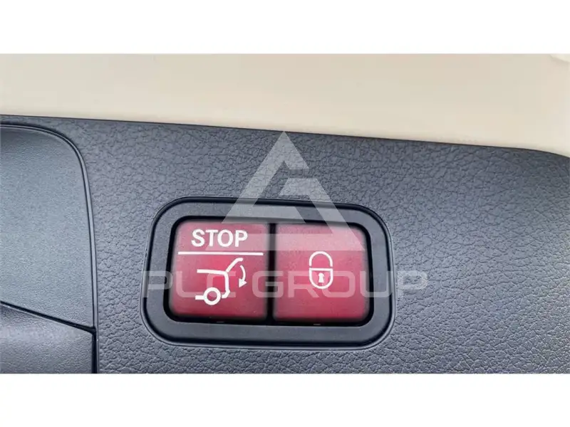 2025 Mercedes Benz Glb