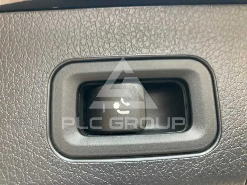 2025 Mercedes Benz Glb