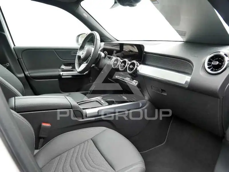 2025 Mercedes Benz Glb