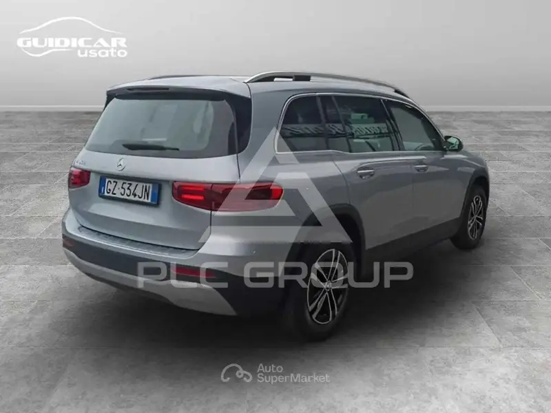 2025 Mercedes Benz Glb