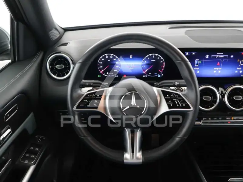 2025 Mercedes Benz Glb
