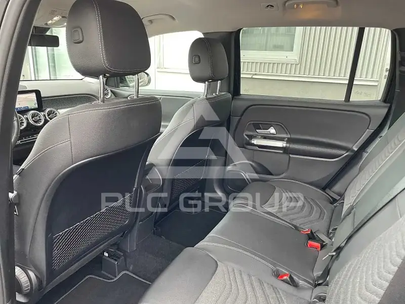 2025 Mercedes Benz Glb