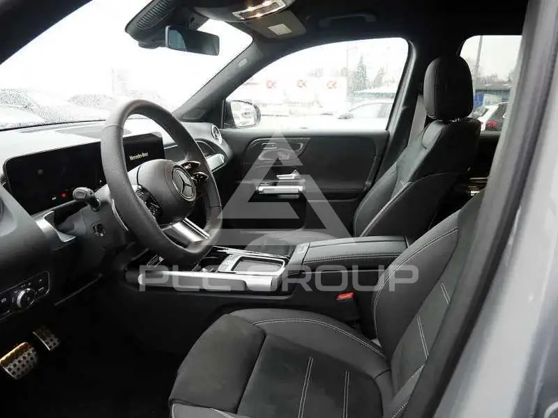 2025 Mercedes Benz Glb