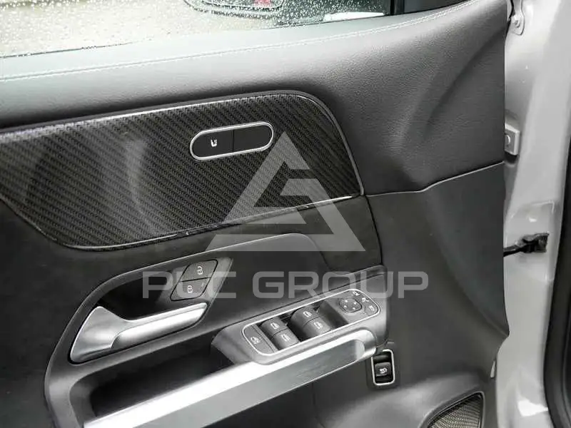 2025 Mercedes Benz Glb