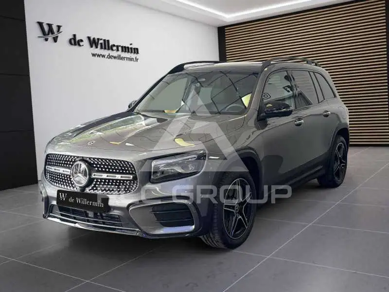2025 Mercedes Benz Glb