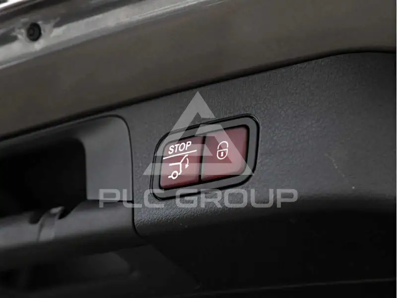2025 Mercedes Benz Glb