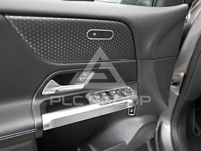 2025 Mercedes Benz Glb