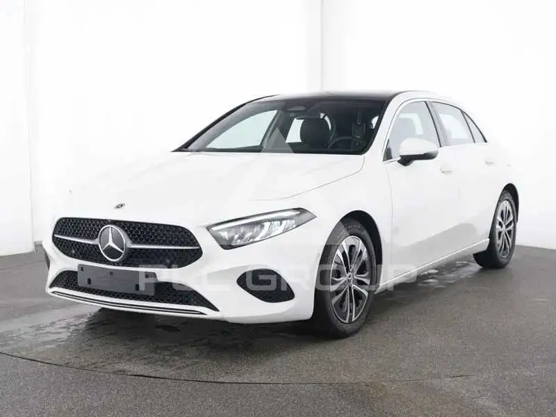 2025 Mercedes Benz A