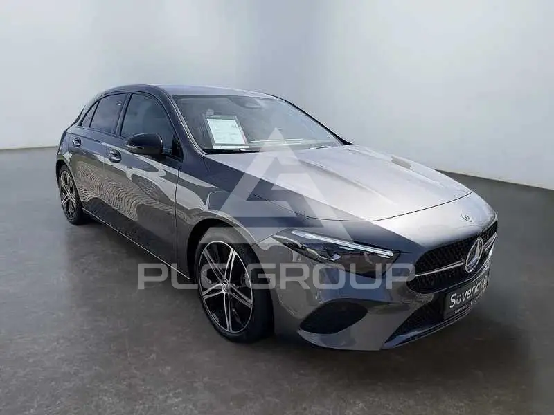 2025 Mercedes Benz A