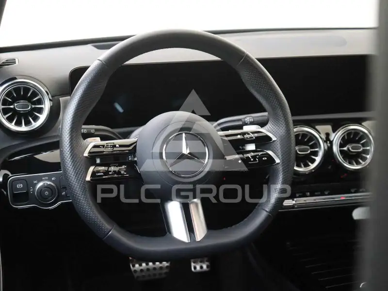 2025 Mercedes Benz A
