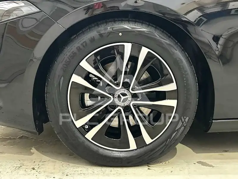 2025 Mercedes Benz A