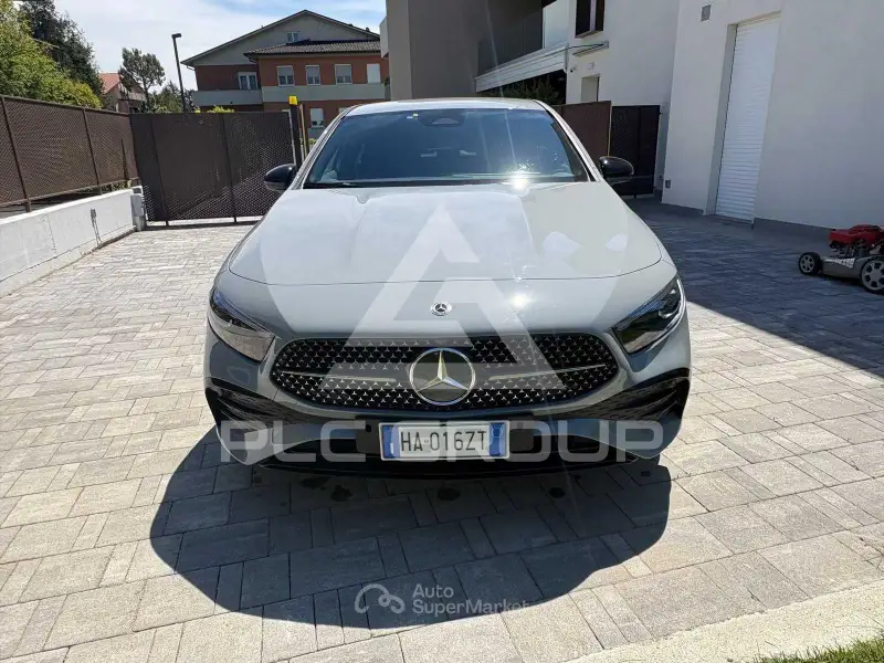2025 Mercedes Benz A