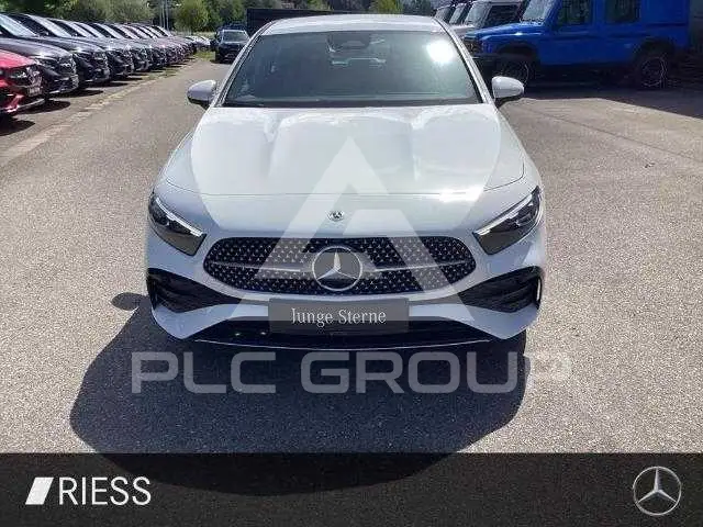 2025 Mercedes Benz A