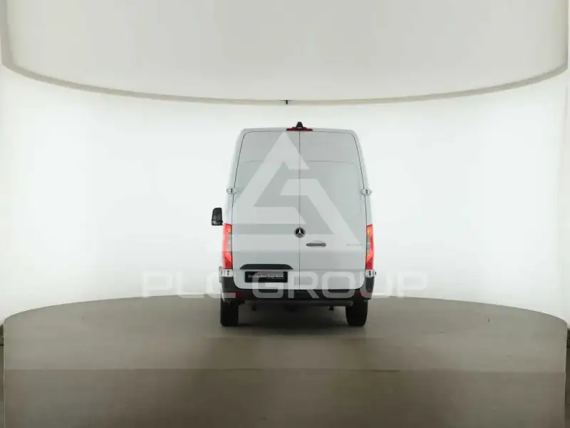 2025 Mercedes Benz Sprinter