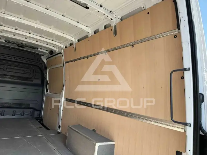 2025 Mercedes Benz Sprinter