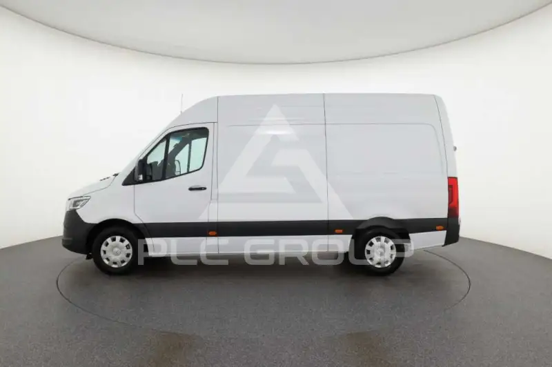 2025 Mercedes Benz Sprinter