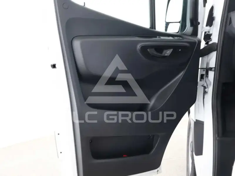 2025 Mercedes Benz Sprinter