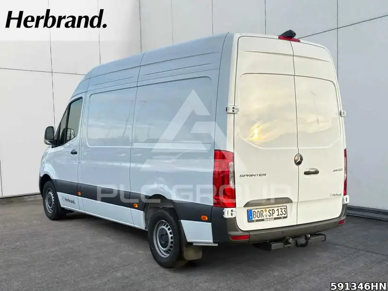 2025 Mercedes Benz Sprinter