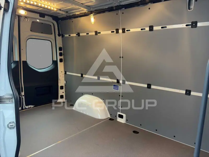 2025 Mercedes Benz Sprinter